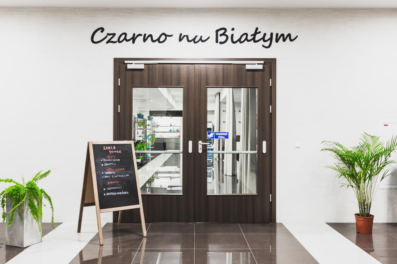 Czarno Na Bialym 호텔 크라쿠프 외부 사진